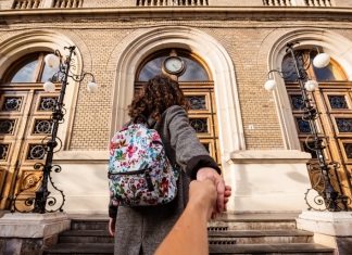 Aproape 16.000 de absolvenți de liceu s-au înscris la Universitatea Babeș-Bolyai, în prima sesiune de admitere/ Cea mai căutată facultate
