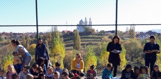 Zece minute dedicate cărților, la școala din Jina: Un proiect frumos și o pauză de lectură care ”va avea un impact pozitiv asupra copiilor” FOTO