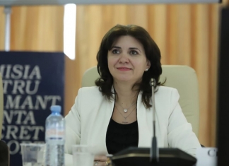 Ministrul Educației vrea să schimbe structura anului școlar de anul viitor: ”Se galopează prin materie. Copiii sunt debusolați”