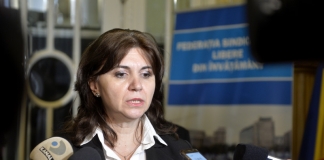 Monica Anisie spune că este ”exclus” ca la acest moment să se desfiinţeze clasa pregătitoare: ”Nu știu de unde anume s-a pornit…”