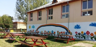 Școala din Videle cu sală de clasă în aer liber și club de lectură: ”Copiii vor o școală mai prietenoasă, mai veselă, mai frumoasă” FOTO