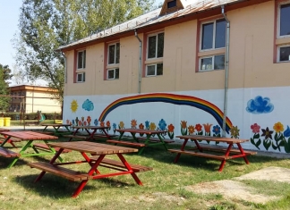Școala din Videle cu sală de clasă în aer liber și club de lectură: ”Copiii vor o școală mai prietenoasă, mai veselă, mai frumoasă” FOTO