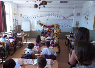 Natalia Rotaru, învățătoare: ”Copiii din ziua de astăzi sunt altfel. Noi trebuie să ne reinventăm tot timpul și să fim în pas cu ei”