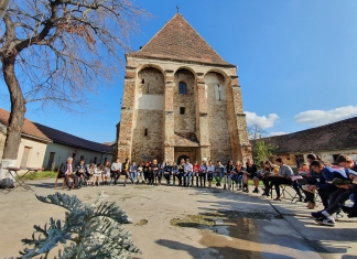 ”Toată școala citește”, două luni de la lansare. Anca Tîrcă: O mulțime de copii frumoși și profesori entuziaști au adus plăcerea cititului în școlile lor
