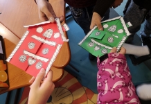 Copiii dăruiesc din inimă de sărbători. Campania unor elevi de clasa a III-a de la Școala Gimnazială Nr. 2 din Brașov FOTO&VIDEO
