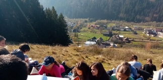 Cum poate fi stârnit apetitul elevilor pentru citit. Răspunsul unei profesoare de română din Sibiu