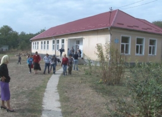 Salvaţi Copiii: Peste 15% dintre elevii înscriși în clasa pregătitoare acum 9 ani nu au ajuns până la finalul clasei a VIII-a. Giurgiu, cea mai mare pierdere