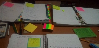 Cum arată un test la ora de matematică. Profesorul le scrie elevilor povești și mesaje de încurajare FOTO