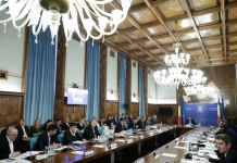 Guvernul ar putea adopta, joi, o ordonanță de urgență pentru amânarea majorării alocațiilor – surse