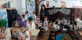 Surpriza învățătoarei Sorina Iacob pentru elevii săi în prima zi după vacanță: ”Eu cred foarte mult în starea de bine a copiilor în clasă” FOTO