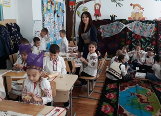 Surpriza învățătoarei Sorina Iacob pentru elevii săi în prima zi după vacanță: ”Eu cred foarte mult în starea de bine a copiilor în clasă” FOTO