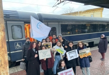 Protest al elevilor din Constanța și din București, la sediul Ministerului Educației: #VremTransport VIDEO UPDATE