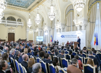 Iohannis: Trebuie să acceptăm că nu avem la dispoziție resurse financiare nelimitate. Nu putem rezolva toate problemele din educație peste noapte