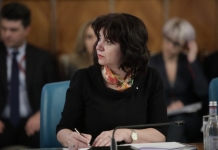 Monica Anisie: Nu am luat în calcul suspendarea cursurilor sau închiderea unităţilor de învăţământ. Deocamdată, nu este cazul să ne alarmăm