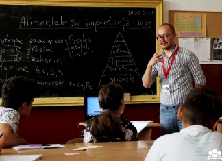 Teach for Romania caută profesori pentru copiii din mediile vulnerabile. Va fi a șaptea generație: Criterii de selecție și județele vizate