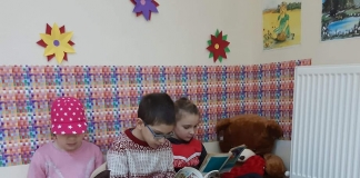 Pauza de lectură, în școli. O nouă colecție de imagini din campania ”Toată școala citește”. Plus, câteva spații special amenajate