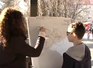 Matematica predată prin metoda ”AHA!”. Copiii au învățat în parc fracțiile, cu exemple din viața reală și cu ajutorul jocului