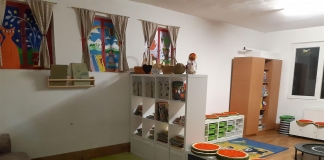 Loc de joacă creat pentru copii într-o școală din Timișoara. Andrada Mazilu a investit o parte din premiul Merito pentru amenajarea spațiului ”visat”