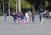 Înscrierea copiilor la clasa pregătitoare 2021-2022. Prima etapă se va încheia pe 20 mai – calendar