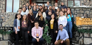 Școli curate. Elevi din cinci județe și-au propus ”să miște” lucrurile în educație și să determine autoritățile locale să își facă treaba