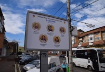 Elevii olimpici din Piatra-Neamț, promovați pe panourile publicitare din oraș FOTO