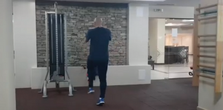 Provocarea unui profesor de sport din București pentru elevii săi – lecții online de dans: „Este o modalitate extraordinară de a face mișcare”