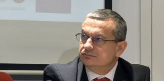 Csaba Asztalos, președintele CNCD, susține încheierea anului școlar în online. Ce argumente are și ce semnalează în privința ordinului MEC