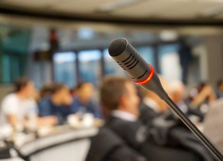 Program online de public speaking pentru elevi și studenți, lansat de Ministerul Educației