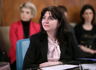 Monica Anisie, ministrul Educației: Îmi propun ca pentru la toamnă să nu mai existe niciun copil care să nu aibă acces la tehnologie