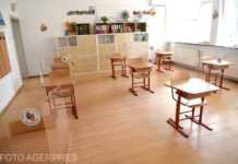 Clasele cu trei cazuri de infectare trec în online pentru o perioadă de 5 zile. Termenul, redus de la 10 zile prin ordin comun. Ce se mai modifică