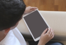 Muntenegru amână cu o lună deschiderea şcolilor. Macedonia de Nord începe online anul şcolar, cu unele excepţii și cu reguli stricte