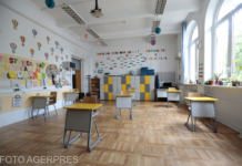 Ministrul Sănătății spune că o decizie privind școlile va fi luată la sfârșitul verii: Avem scenarii, de la cele mai sumbre până la cele adaptate