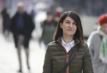 Ce spune ministrul Muncii despre dublarea alocaţiilor copiilor, după decizia din Parlament