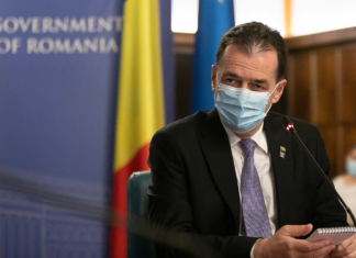 Premierul Orban: Guvernul pregătește cu minuțiozitate începerea școlii. Vom lansa manuale 3D care vor susține forma de învățământ online