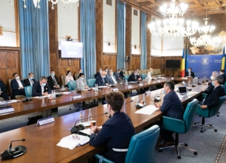 Bugetul Ministerului Educației, suplimentat cu 551,4 milioane de lei la rectificarea bugetară. Creșterea salariilor profesorilor, amânată
