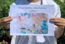 Elevii așteaptă planul pentru redeschiderea școlilor. Protest desfășurat la Guvern și colet cu ceas, trimis prin poștă