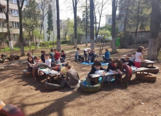 Învățătoarea care a reinventat orele de scriere la clasa I: Scrisul este un fel de punte a suspinelor pentru elevi. La noi a fost un an deosebit de prietenos
