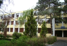 Consiliul de Administrație al unui colegiu din Ploiești a decis desfășurarea cursurilor exclusiv online în prima lună de școală