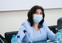 Monica Anisie spune că elevii care nu poartă mască de protecție la școală riscă să li se scadă nota la purtare
