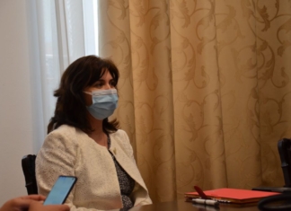 Monica Anisie: ”În spaţiul şcolii nu există pericolul infectării. Pericolul este dincolo de poarta şcolii”