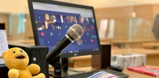 Școala din Sibiu unde învățătoarele predau online din sala de clasă. O oră fără elevi în bănci, surprinsă în imagini emoționante VIDEO