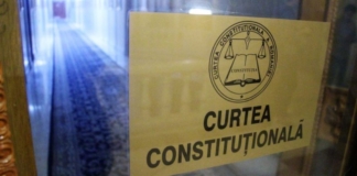 Noile legi ale educației, contestate la CCR: „Discriminează între elevii cu posibilităţi materiale şi cei săraci care nu pot face meditaţii pentru admiterea paralelă la liceu”