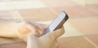 World Vision România: Pandemia şi şcoala online au dus la o izolare a elevilor. Aceştia sunt mult mai vulnerabili la pericolele din mediul online