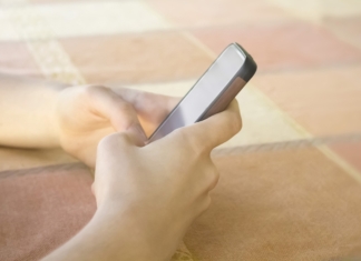 World Vision România: Pandemia şi şcoala online au dus la o izolare a elevilor. Aceştia sunt mult mai vulnerabili la pericolele din mediul online
