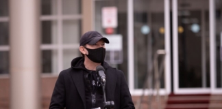 Apel către părinți, lansat de premierul Florin Cîțu: „Atunci când un copil are simptome, să rămână acasă”