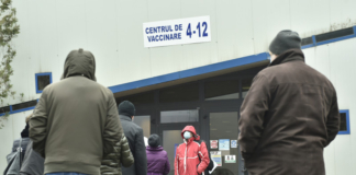 Aproape 4.000 de cadre didactice, vaccinate în prima zi a campaniei, în Bucureşti şi 22 de judeţe