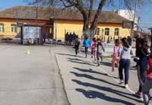 Campioni mondiali și europeni, profesori de sport pentru o zi pentru 200 de elevi de școală primară din Timiș