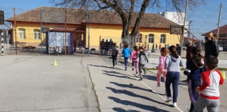 Campioni mondiali și europeni, profesori de sport pentru o zi pentru 200 de elevi de școală primară din Timiș