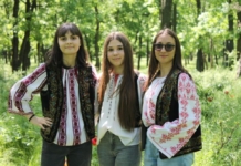 Primul tur organizat de cele trei eleve din Teleorman: ”O experiență de neuitat. Turiștii s-au bucurat de locuri pline de frumos și pitoresc” FOTO