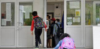Scenariile pentru funcționarea școlilor, aprobate de CNSU. Cursurile se vor desfășura cu prezență fizică până la pragul de 6 la mie